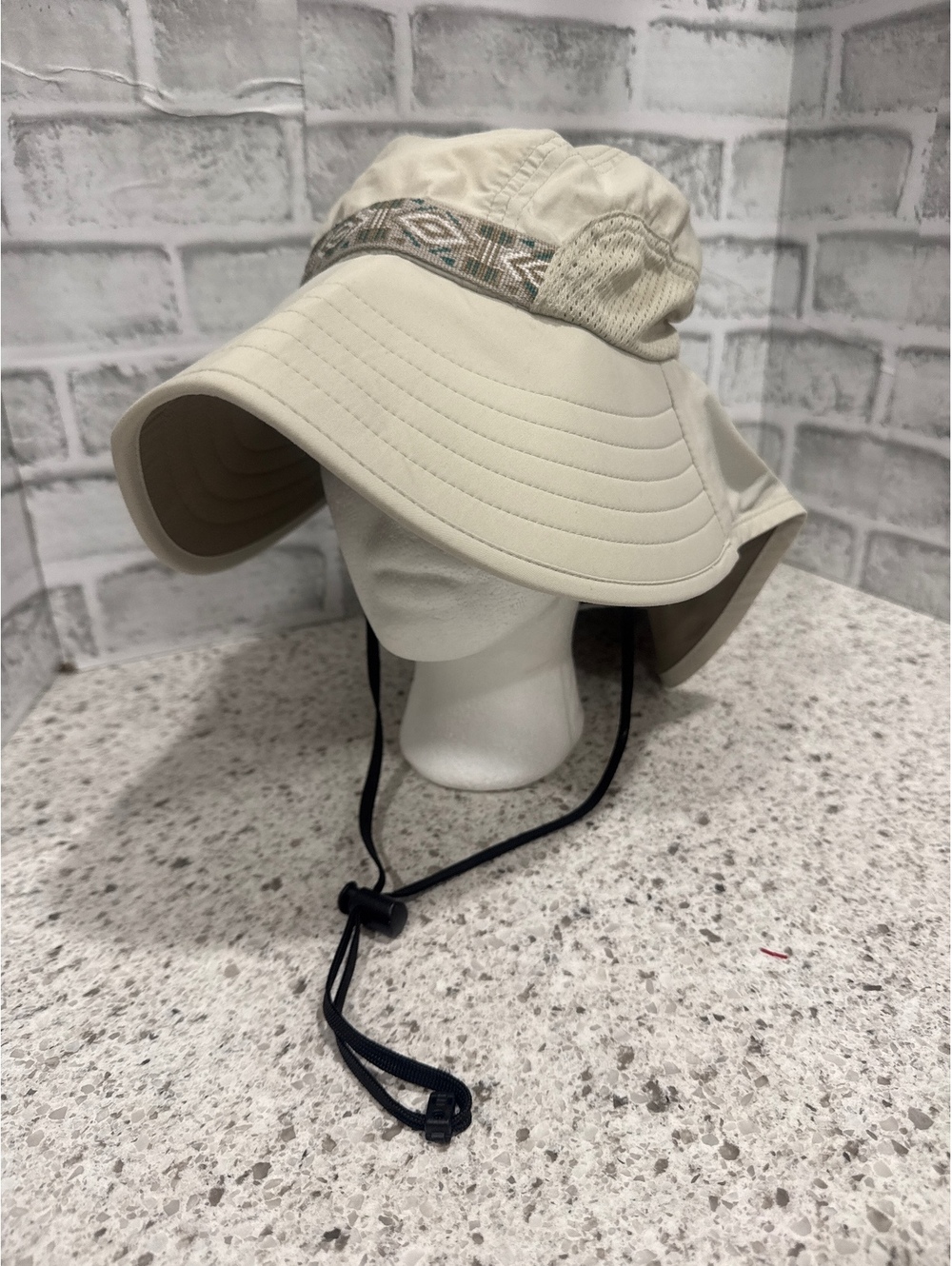Sunday Afternoons Sun Protection Hat with Neck Flap, Size M
